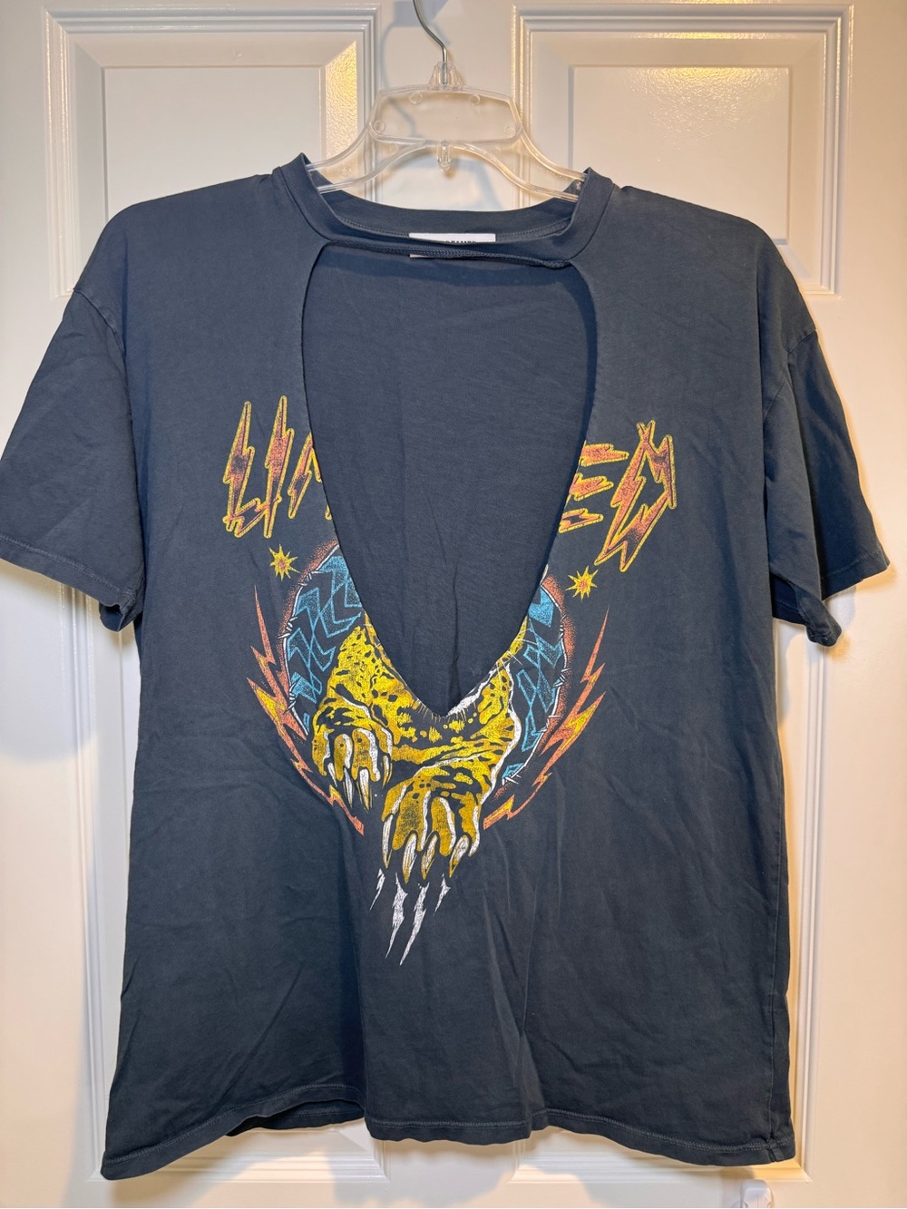 Daydreamer free people Graphic deep V-Neck Tee edgy rock n roll short sleeve